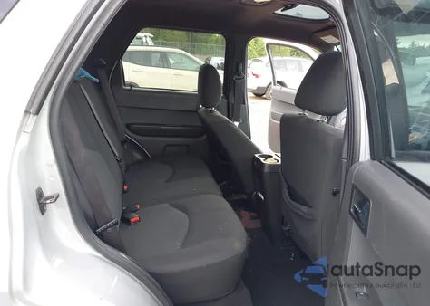 2008 Mercury Mariner I4 из США, поврежденный, VIN 4M2CU81Z98KJ08818